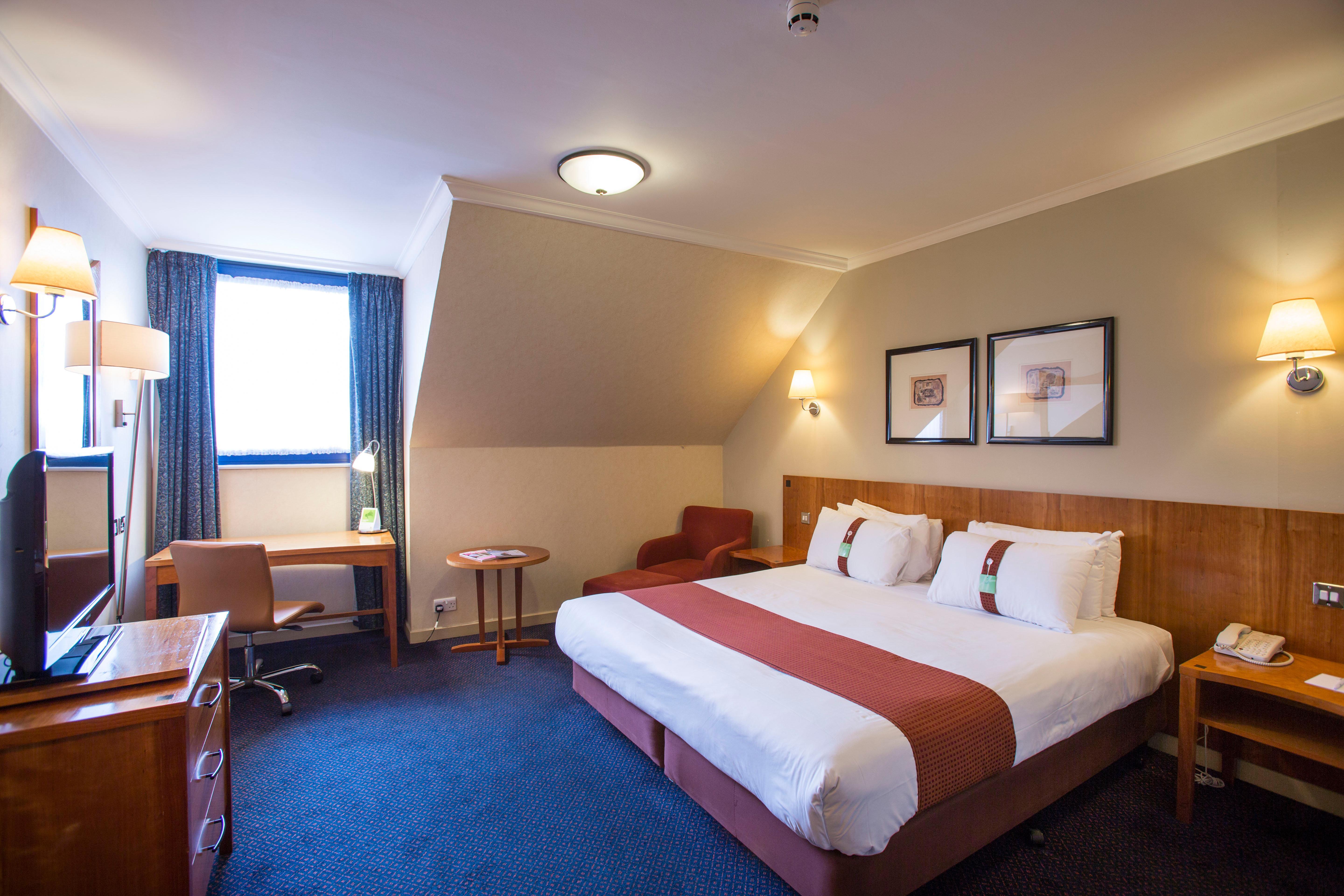 Holiday Inn Luton South - M1, Junction 9, An Ihg Hotel Zewnętrze zdjęcie