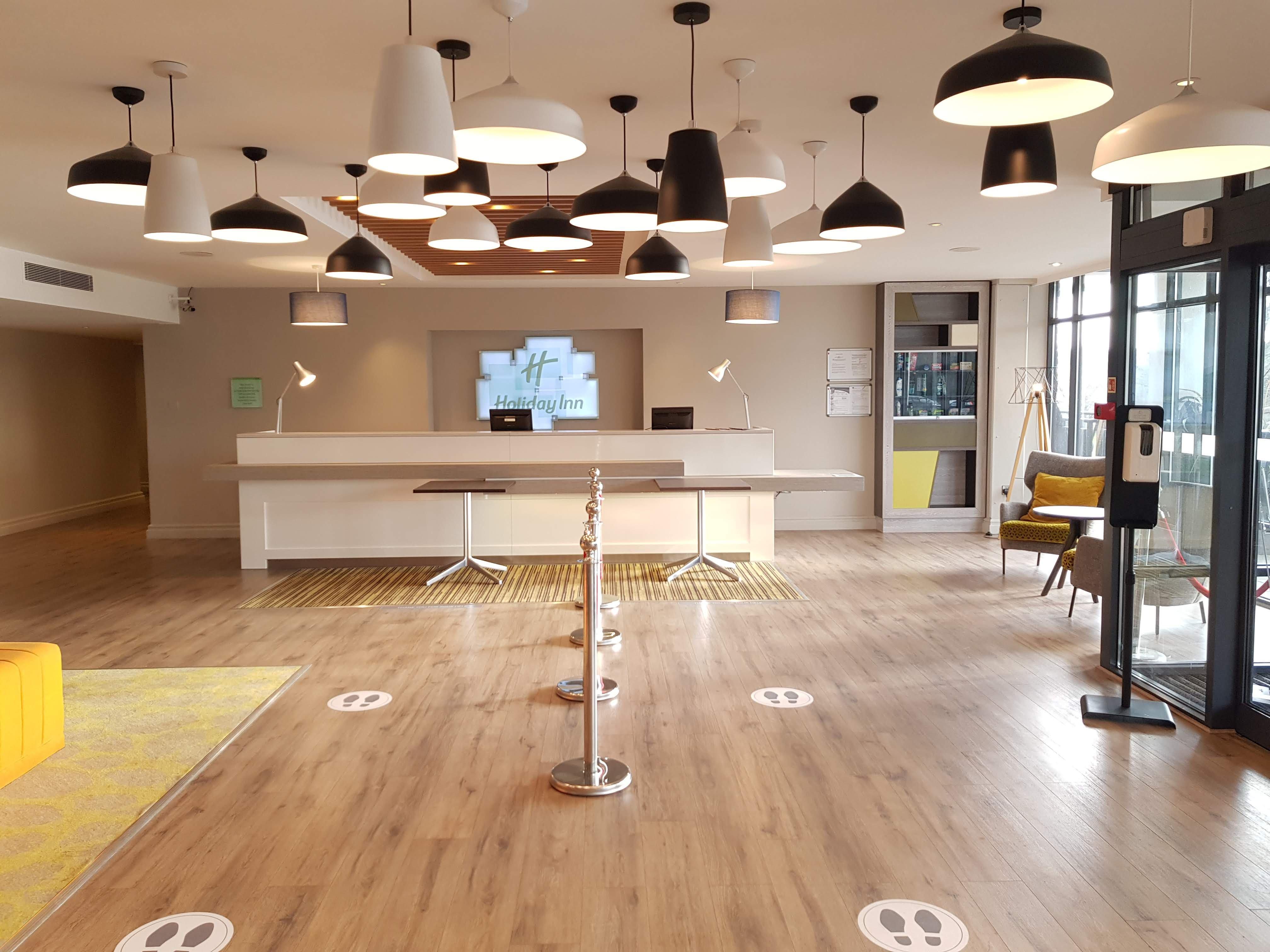 Holiday Inn Luton South - M1, Junction 9, An Ihg Hotel Zewnętrze zdjęcie