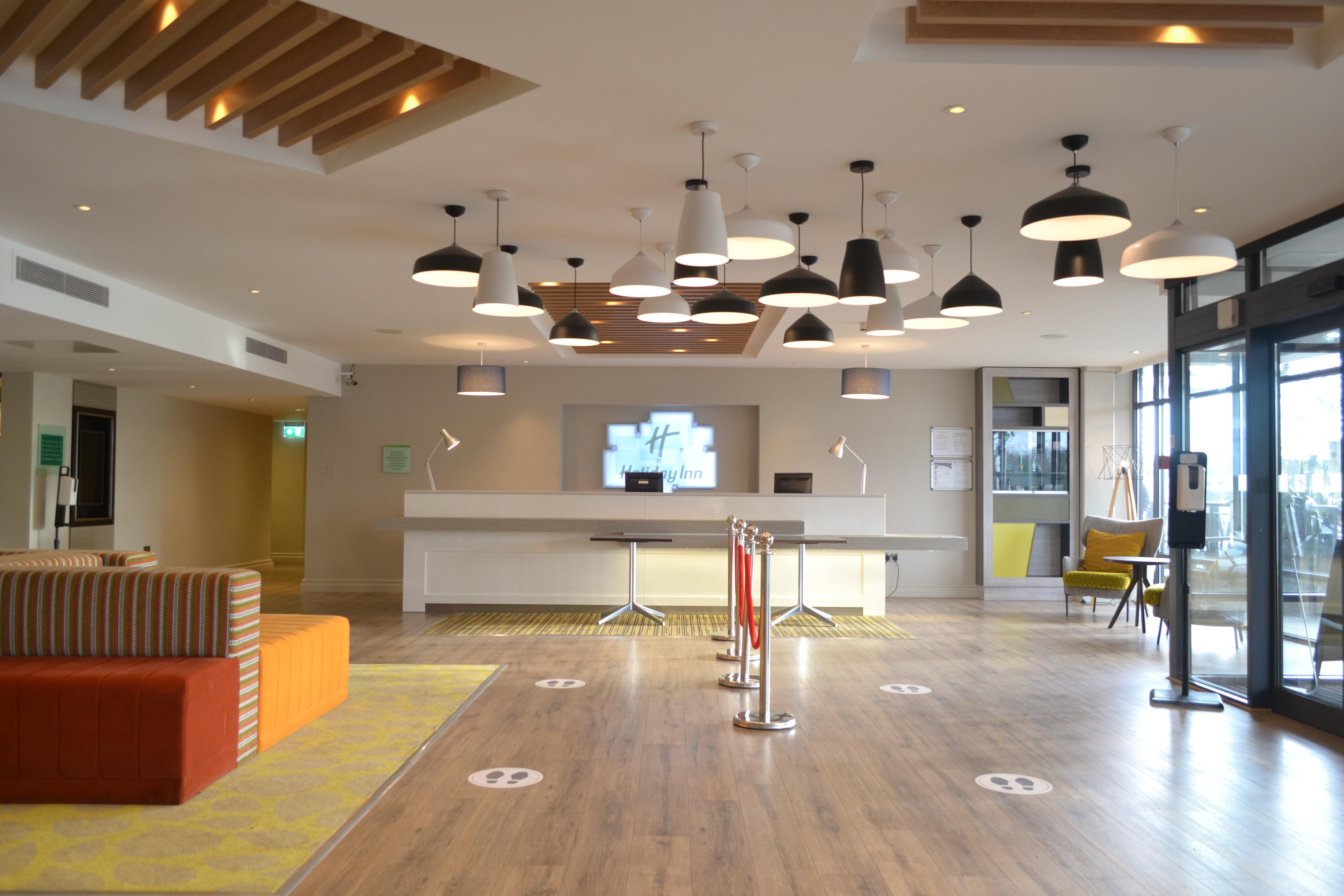 Holiday Inn Luton South - M1, Junction 9, An Ihg Hotel Zewnętrze zdjęcie