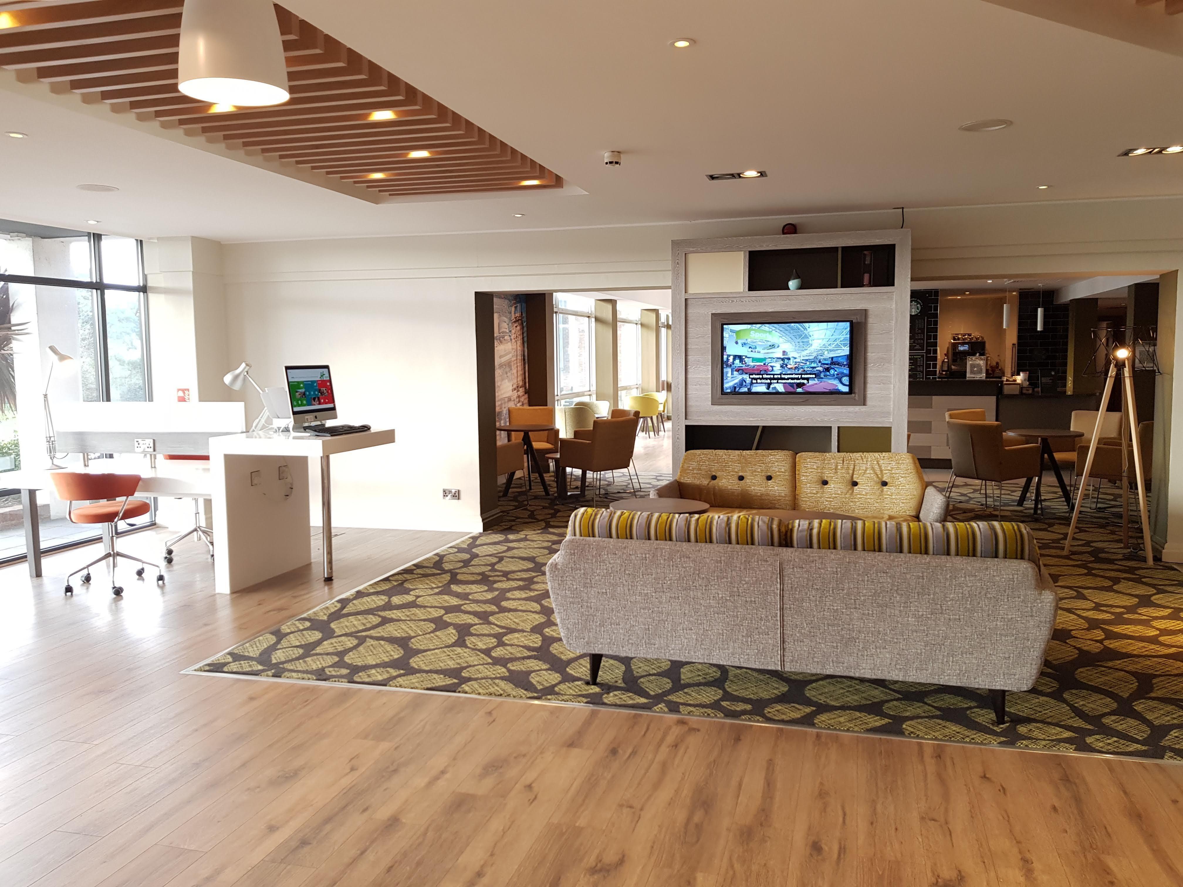 Holiday Inn Luton South - M1, Junction 9, An Ihg Hotel Zewnętrze zdjęcie